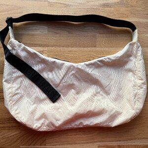 Large BAGGU cCescent Bag in Ivory